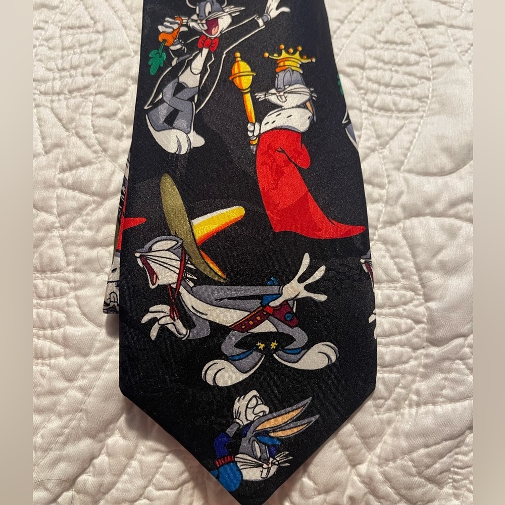 Looney Tunes vintage 90s Bugs Bunny neck tie